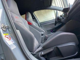 Volkswagen Golf GTI DSG picture 19