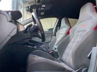 Volkswagen Golf GTI DSG picture 15