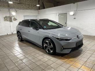 Vaurioauto  passenger cars Volkswagen ID.7 Tourer GTX 4Motion PANO/HUD/AHK/360/H&K 2025/3