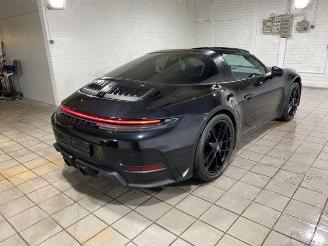 skadebil auto Porsche 911 Targa 4 GTS T-Hybrid PCCB/LIFT/NACHTSICHT 2024/11