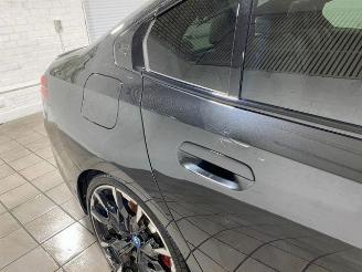 BMW i5 xDrive40 M Sport Pro PANO/HUD/AHK/360/B&W picture 15