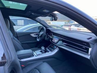 Audi Q8 50 TDI quattro s line STANDHZG/PANO/AHK/KAM picture 17