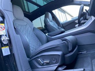 Audi Q8 50 TDI quattro s line STANDHZG/PANO/AHK/KAM picture 18