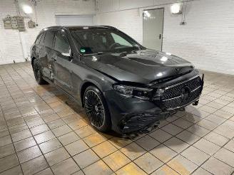 Unfallwagen Mercedes E-klasse 450d T 4Matic AMG Lin Prmium Plus PANO/HUD 2026/6