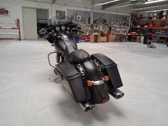 Harley-Davidson Street Glide FLHX picture 6