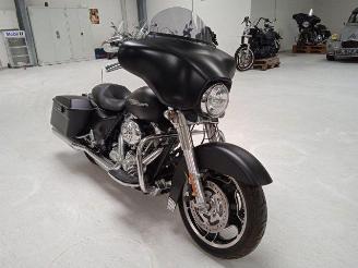 Unfall Kfz Motorrad Harley-Davidson Street Glide FLHX 2011/3