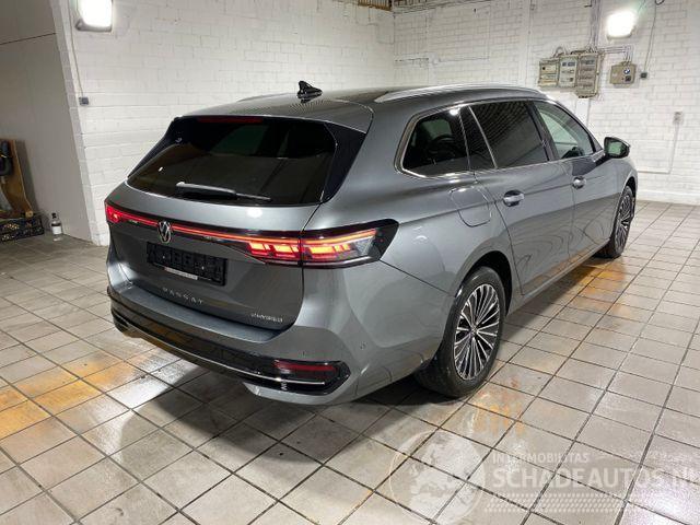 Volkswagen Passat Variant 1.5 TSI e-Hybrid Elegance AHK/360