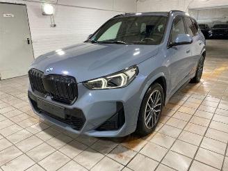skadebil auto BMW iX1 xDrive30 M Sport HUD/KAM/PANO 2023/9