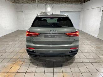 Audi Q3 35 TDI S line KAM/NAVI picture 11