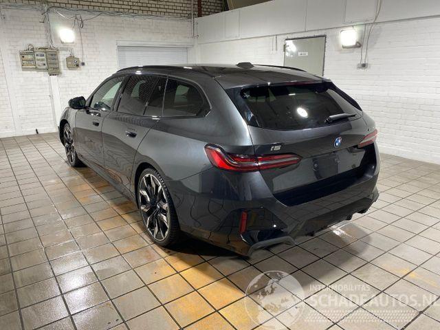 BMW i5 eDrive40 Touring M Sport Pro HUD/360/AHK/B&W
