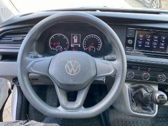Volkswagen Transporter  picture 17