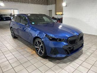 BMW i5 xDrive40 Touring M Sport Pro PANO/HUD/360/B&W picture 7