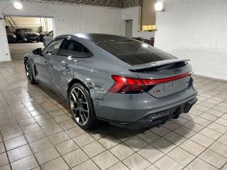 krockskadad bil auto Audi RS e-tron GT Performance KERAMIK/HUD/360/B&O 2025/6