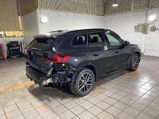BMW iX1 eDrive20 M Sport KAM/H&K picture 8