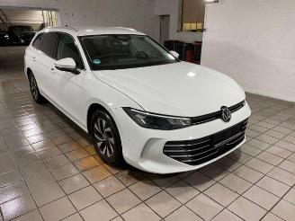 Volkswagen Passat Variant 2.0 TDI DSG Business HUD/KAM/NAVI picture 10
