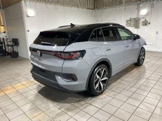 Damaged car Volkswagen ID.4 GTX 250kW 360/NAVI 2024/6