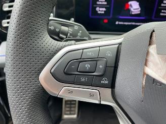 Volkswagen Tiguan 2.0 TDI DSG R-Line 4Motion PANO/STANDHZG picture 21