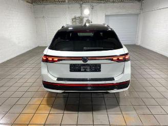 Volkswagen Passat Variant 1.5 TSI e-Hybrid R-Line HUD/KAM picture 10