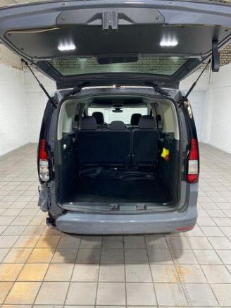 Volkswagen Caddy maxi Kombi 2.0 TDI picture 15
