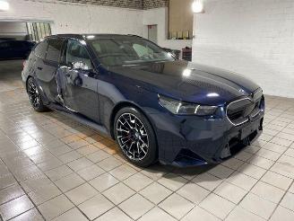 BMW M5 Touring PANO/HUD/AHK/360/B&W/NAVI picture 10