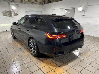 krockskadad bil auto BMW i5 eDrive40 Touring M Sport Pro HUD/AHK/360/H&K 2025/6