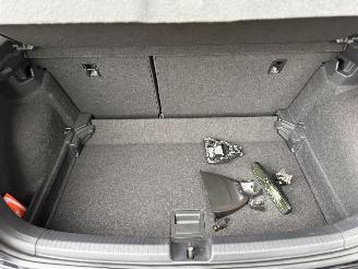 Volkswagen Polo 1.0 TSI R-Line Acc Clima CarPlay Dodehoek picture 36