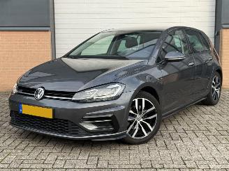 krockskadad bil auto Volkswagen Golf R-Line 1.5 TSI Acc CarPlay Matrix Led 2019/8