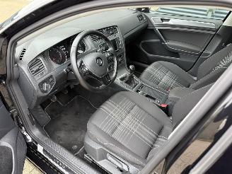 Volkswagen Golf 1.4 TSI Lounge Pano Stoelverwarming Cruise Carplay picture 30