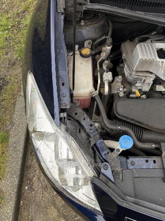 Toyota Auris 1.8 Hybrid | Camera | Clima | Unieke km stand | picture 12