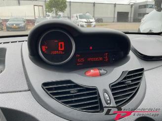 Renault Twingo Twingo II (CN), Hatchback 3-drs, 2007 / 2014 1.2 16V picture 10