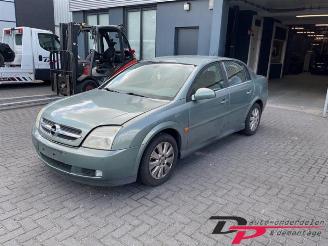 Coche siniestrado Opel Vectra Vectra C, Sedan, 2002 / 2010 2.2 16V 2003/2