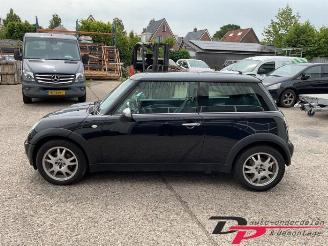 Mini Mini Mini (R50/53), Hatchback, 2001 / 2007 1.6 16V One picture 2