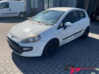 Vrakbiler auto Fiat Punto Punto Evo (199), Hatchback, 2009 / 2012 1.3 JTD Multijet 85 16V Euro 5 2012/3