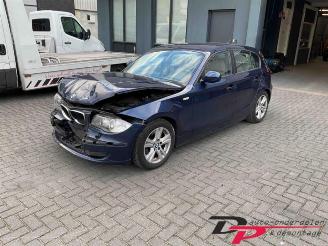 Vrakbiler auto BMW 1-serie 1 serie (E87/87N), Hatchback 5-drs, 2003 / 2012 116i 2.0 16V 2011/5