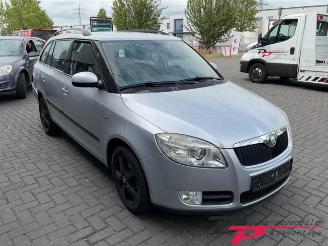 Skoda Fabia Fabia II Combi, Combi 5-drs, 2007 / 2015 1.4i 16V picture 3