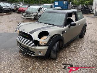 Vrakbiler auto Mini Mini Mini (R56), Hatchback, 2006 / 2013 1.6 Cooper D 16V 2008/6