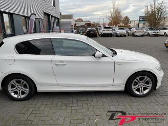 BMW 1-serie 1 serie (E81), Hatchback 3-drs, 2006 / 2012 118d 16V picture 4