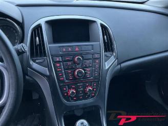 Opel Astra Astra J Sports Tourer (PD8/PE8/PF8), Combi, 2010 / 2015 1.4 Turbo 16V picture 19