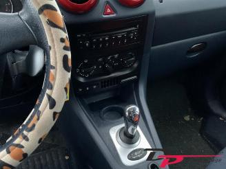 Peugeot 1007 1007 (KM), Hatchback 3-drs, 2004 / 2011 1.4 picture 9