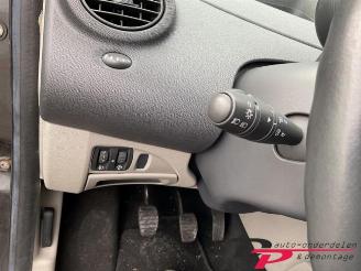 Renault Twingo Twingo II (CN), Hatchback 3-drs, 2007 / 2014 1.2 16V GT TCE picture 17