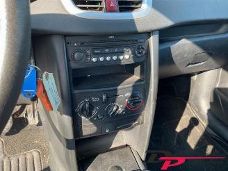 Peugeot 207 207/207+ (WA/WC/WM), Hatchback, 2006 / 2015 1.4 16V VTi picture 15