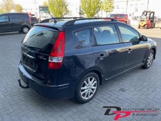 Hyundai I-30 i30 Crosswagon (WWH), Combi, 2007 / 2012 1.4 CVVT 16V picture 7