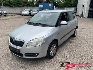 Uttjänta bilar auto Skoda Fabia Fabia II (5J), Hatchback 5-drs, 2006 / 2014 1.4i 16V 2008/4