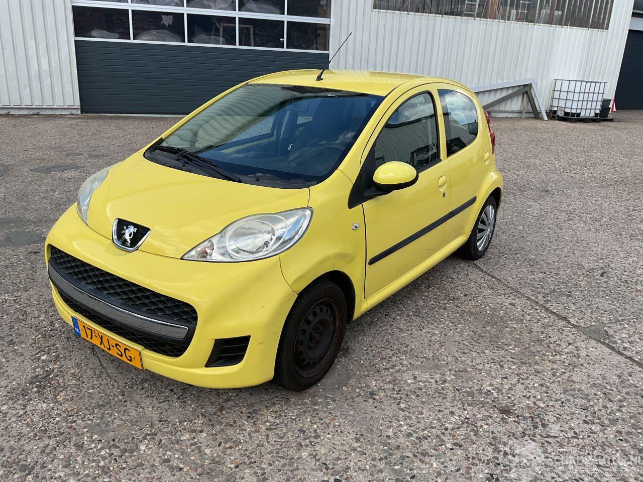 Peugeot 107 5deurs benzine