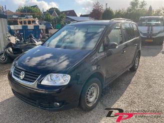 rozbiórka samochody osobowe Volkswagen Touran Touran (1T1/T2), MPV, 2003 / 2010 2.0 FSI 16V 2005/4