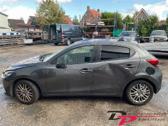 Mazda 2 2 (DJ/DL), Hatchback, 2014 1.5 SkyActiv-G 90 M Hybrid picture 8