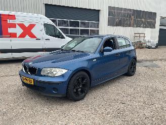 krockskadad bil auto BMW 1-serie 116I 2005/1