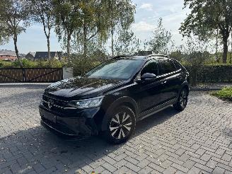 Voiture accidenté Volkswagen Taigo Volkswagen Taigo 1.0 TSI DSG Camera ACC 2023/1