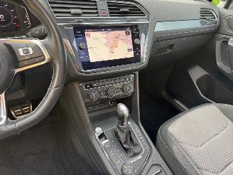 Volkswagen Tiguan Volkswagen Tiguan Allspace Highline 4Motion PANO HUD Trekhaak VOL picture 4