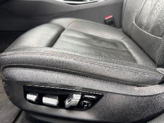 BMW 5-serie 530d Limo Luxury Line Panorama Massage Nightview Trekhaak VOL! picture 23